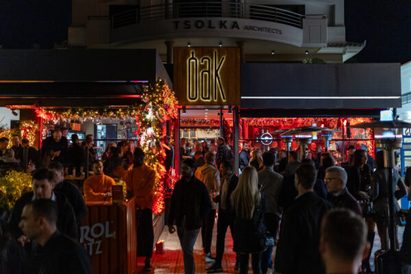 PRE-CHRISTMAS PARTY at OAK Cava Vouliagmeni